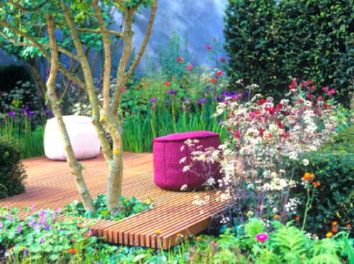 17 Really Fantastic Ideas for Small Gardens